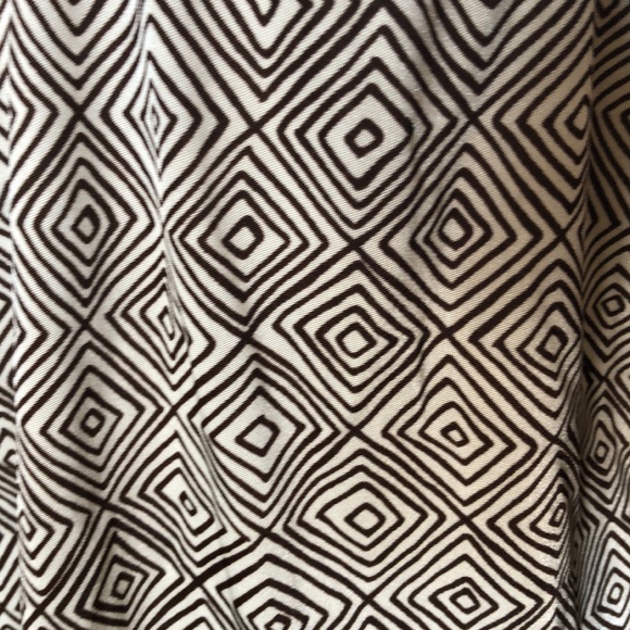 The Limited Size M tank top - Picture 2 of 4